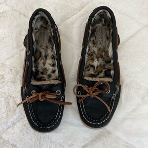 Sperry Women's Boat Shoes Black Leather Faux Fur Lined Loafer Size 6 M